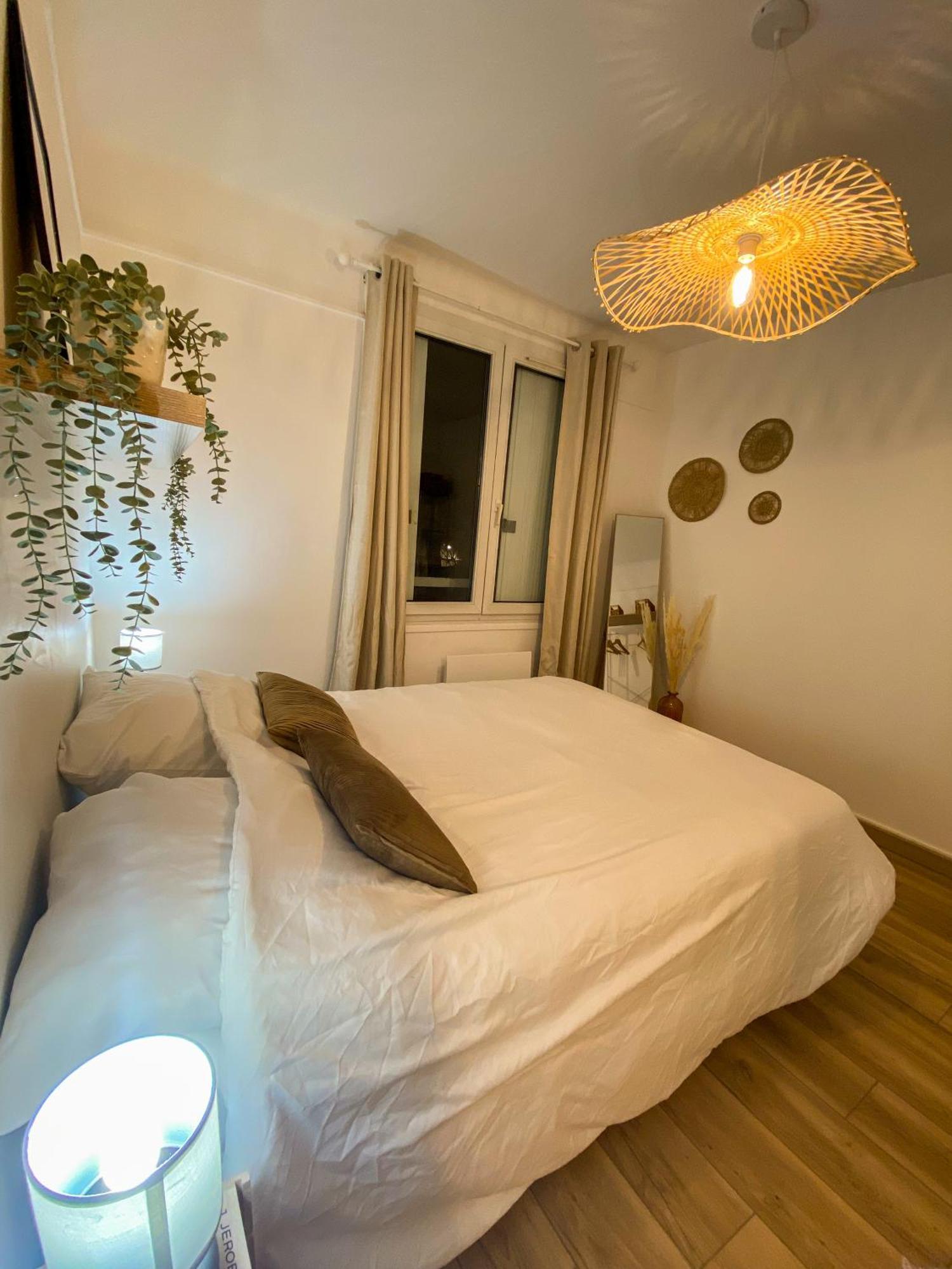 Appartement Cosy Au Coeur De Reims Exterior photo